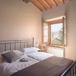 In Arezzo, Elba *
